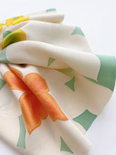 画像をギャラリービューアに読み込む, 大花地紋模様