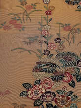 画像をギャラリービューアに読み込む, 雪輪草花模様【ティアード】