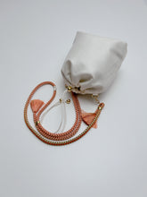 画像をギャラリービューアに読み込む, 絹生成り【ケニ巾着】