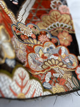 画像をギャラリービューアに読み込む, 松梅蝶に籠目花尽くし模様【あずま型 中】上物