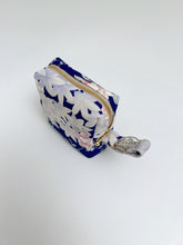 画像をギャラリービューアに読み込む, 楓牡丹模様【中】