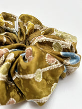 画像をギャラリービューアに読み込む, 梅地紋に暈し模様【大・単品】