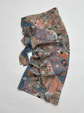 画像をギャラリービューアに読み込む, 膨れ織地に扇模様【シュッケニ】