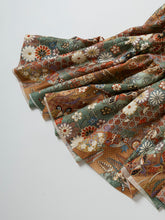 画像をギャラリービューアに読み込む, 膨れ織り古典花蝶模様【ティアード】