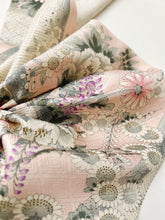 画像をギャラリービューアに読み込む, 重ね菱地紋に枝梅楓模様【六つ釦】