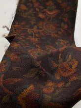 画像をギャラリービューアに読み込む, 水彩風唐草花模様・縮緬
