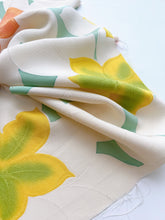 画像をギャラリービューアに読み込む, 大花地紋模様