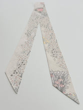 画像をギャラリービューアに読み込む, 総地紋の扇面枝梅花模様【特短】