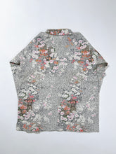 画像をギャラリービューアに読み込む, 紗綾型地紋にのり散らしに御所車模様【S】