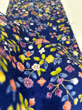 画像をギャラリービューアに読み込む, 小花尽くし地紋に小花尽くし模様【サイドギャザーワンピース】