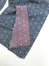画像をギャラリービューアに読み込む, 型染菊亀甲模様(両面)【長丈シュッケニ】