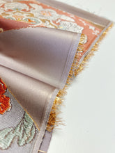 画像をギャラリービューアに読み込む, 裂取唐華紋模様(西陣河村織物)【ケニショ・小】