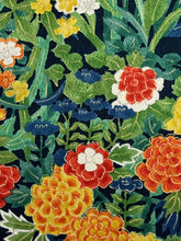 画像をギャラリービューアに読み込む, 草花模様【S】