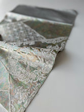 画像をギャラリービューアに読み込む, 【あずま型 中】花鳥模様・西陣引箔・金銀糸