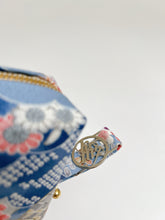 画像をギャラリービューアに読み込む, 雲絵に四季の草花尽くし模様【大】