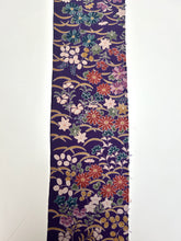 画像をギャラリービューアに読み込む, 鬼しぼ縮緬・四季の草花模様【サイドギャザーワンピース】