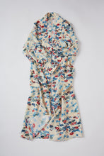 画像をギャラリービューアに読み込む, 花菱地紋に花楓模様【四つ釦】