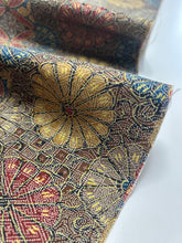 画像をギャラリービューアに読み込む, 蝶に菊・亀甲模様染大島【S】