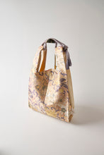 画像をギャラリービューアに読み込む, 花唐草模様に蜀江紋【ケニショ・大】