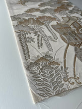 画像をギャラリービューアに読み込む, 【あずま型 中】御所車に松模様