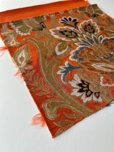 画像をギャラリービューアに読み込む, 【あずま型 中】立涌花唐草模様