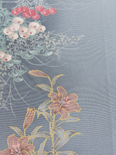 画像をギャラリービューアに読み込む, 紅掛空色地に草花模様【ティアード】