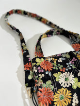 画像をギャラリービューアに読み込む, 菊荻竹金彩縁に紗綾型地紋【巾着】