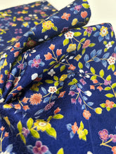 画像をギャラリービューアに読み込む, 小花尽くし地紋に小花尽くし模様【サイドギャザーワンピース】