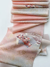 画像をギャラリービューアに読み込む, 5周年・
総地紋地紙に吉祥花鳥模様暈し染【ギャザータイプ】