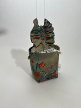 画像をギャラリービューアに読み込む, 更紗花模様の暈し染縮緬地