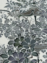 画像をギャラリービューアに読み込む, 百合菊楓梅花尽くし模様【ブラウス】