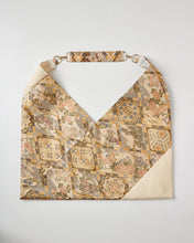 画像をギャラリービューアに読み込む, 秀宝菱天井額に橘松花模様【あずま型 大】