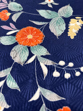 画像をギャラリービューアに読み込む, 変わり菱尽くし地紋に花模様【ギャザータイプ】