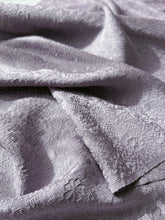 画像をギャラリービューアに読み込む, 【特長】総花織り出し模様色無地