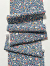 画像をギャラリービューアに読み込む, 琵琶・琴楽器づくし模様【S】