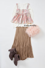 画像をギャラリービューアに読み込む, 四季の草花に松模様・縮緬