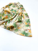 画像をギャラリービューアに読み込む, 暈し草花模様