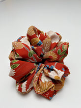 画像をギャラリービューアに読み込む, 橘楓に花模様【大・単品】