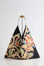 画像をギャラリービューアに読み込む, 多色唐花模様【あずま型 大】上物