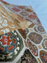 画像をギャラリービューアに読み込む, 蜀江華模様に花菱唐草花模様【あずま型 中】上物