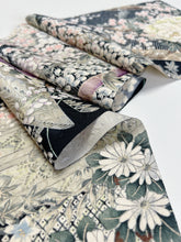 画像をギャラリービューアに読み込む, 几帳模様波地紋【ティアード】