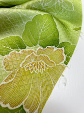 画像をギャラリービューアに読み込む, 菱地紋に花絵模様【ティアード】