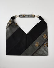 画像をギャラリービューアに読み込む, 飛び丸柄・献上有職模様引箔と金銀糸【あずま型 大】