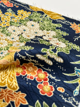 画像をギャラリービューアに読み込む, 芝草に菊・楓梅古典柄模様【L・化繊】