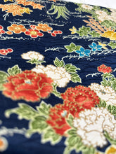 画像をギャラリービューアに読み込む, 芝草に菊・楓梅古典柄模様【L・化繊】