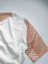 画像をギャラリービューアに読み込む, 流水に幾何学模様【M】