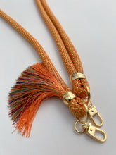 画像をギャラリービューアに読み込む, 薄橙金糸変わり組【松】