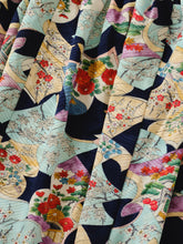 画像をギャラリービューアに読み込む, 流れ分銅地紋に開き本模様【絹】