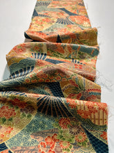 画像をギャラリービューアに読み込む, 柴草梅楓地紋に扇尽くし古典模様【L】