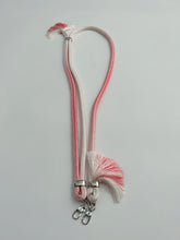 画像をギャラリービューアに読み込む, 薄桃と白の奈良組【松】